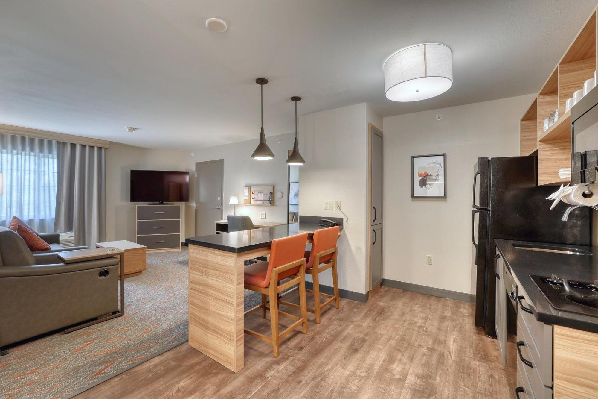 Hotel Candlewood Milwaukee Airport - Oak Creek By Ihg